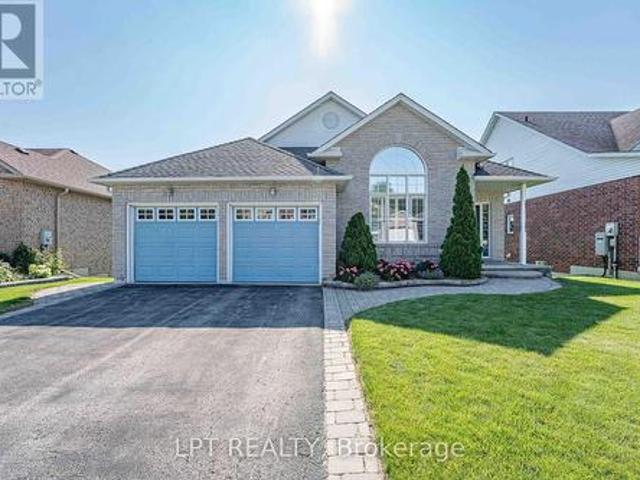 219 Waterbury Crescent, Scugog, ON, L9L 1S5 house for sale | Listing ID E13632 | Royal LePage
