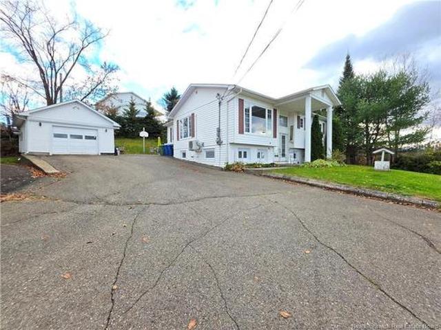 219 Victoria St, Grand Falls, NB, E3Z 3C3 house for sale | Listing ID NB129218 | Royal LePage