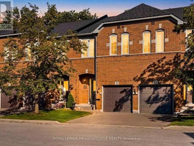 21 5530 Glen Erin Drive, Mississauga, ON, L5M 6E8 townhouse for sale | Listing ID W13624 | Royal LePage