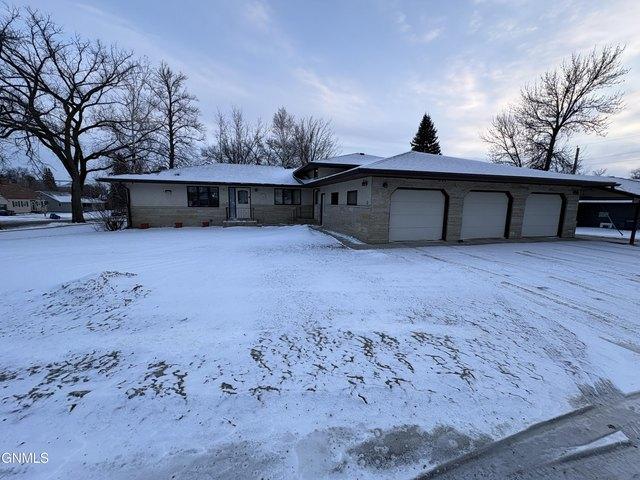 21 6th Ave NW Unit C, Lamoure, ND 58458