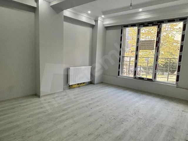 2+1 75 M2 0 KAT MÜLKİYETLİ 0 BİNADA MERKEZİ KONUM SATILIK DAİRE