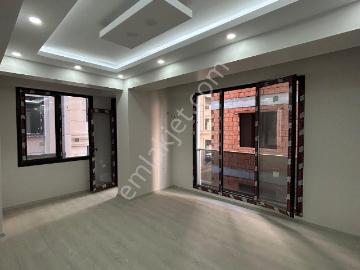 2+1 75m2 Sıfır Kiralık Daire Ebeveyn Banyolu Merkezi Konum