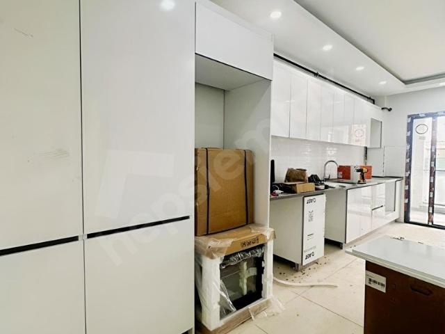 2+1 95 M2 NET 0 BİNADA GÜNEY CEPHE GENİŞ FERAH MERKEZİ DAİRE