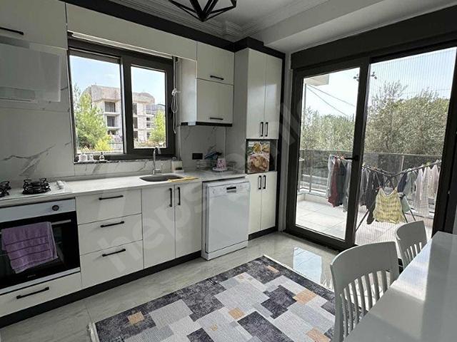 2+1 105 M2 EBEVEYN BANYOLU ÇİFT BALKON