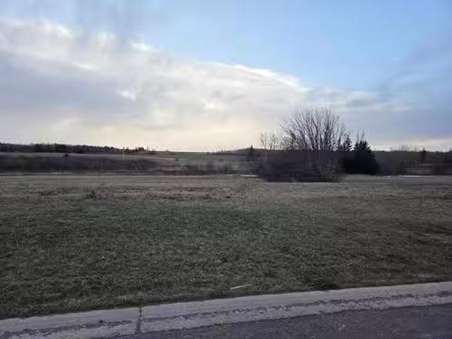21 12 Five Lanes Dr, Kensington, PE, C0B 1M0 vacant land for.