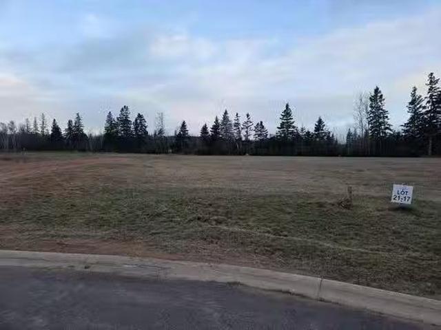21 18 Darrach Drive, Kensington, PE, C0B 1M0 vacant land for.