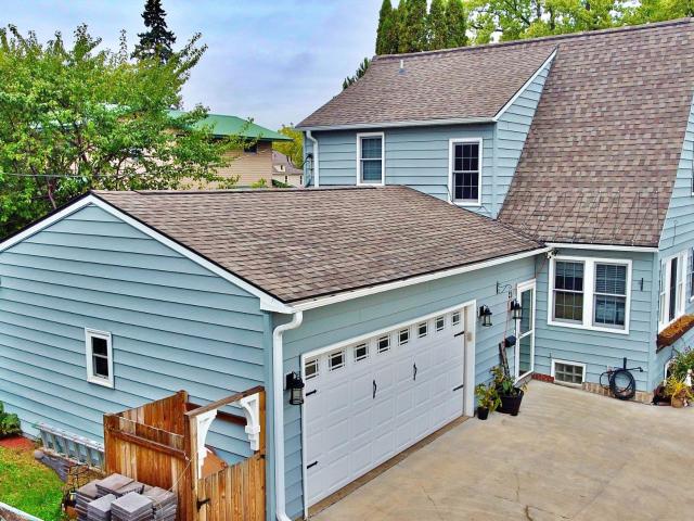 21 1st Street SE