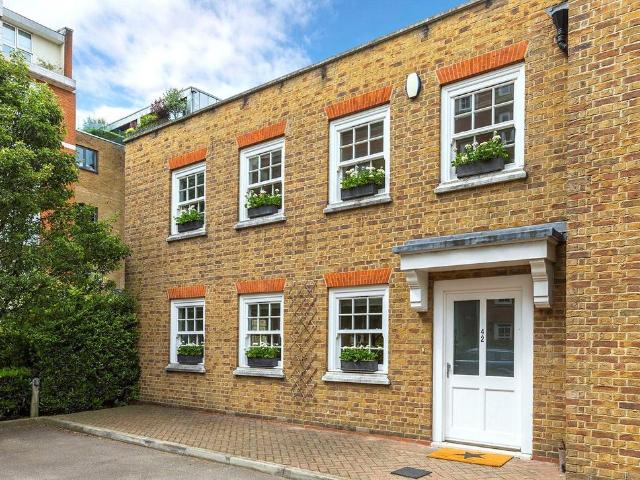 21, 23, 25 Langley Lane, London, SW8 1TJ, United Kingdom | 2 bed townhouse for rent #139621038 | Rentberry