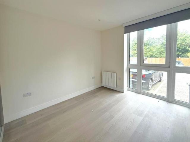 21 25 Church Street West, Woking, Surrey, GU21