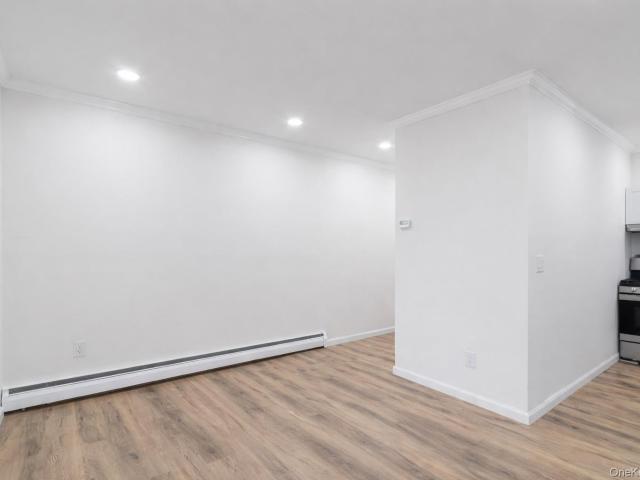 21 29 Audrey Ave, Unit D, Oyster Bay, NY 11771 | MLS #977837