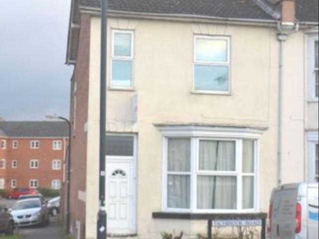 21 Tachbrook Road, Leamington Spa CV31, 6 bed end terrace house to rent, £2,700 pcm | PrimeLocation