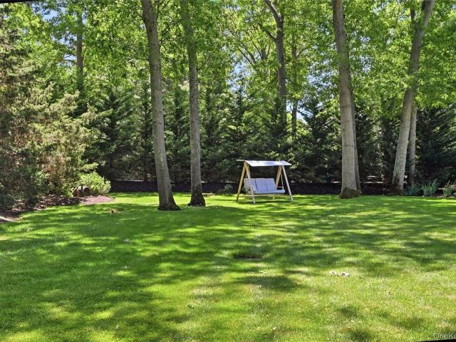 21 Tallmadge Trail
