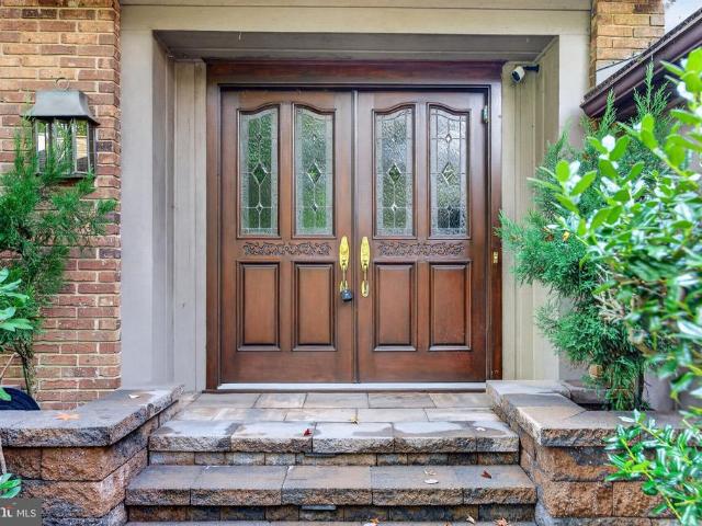 21 Teak Court