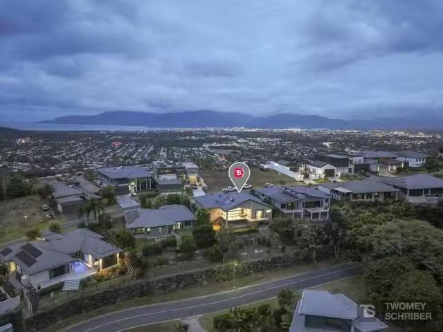 21 The Peak Road, Brinsmead, QLD 4870