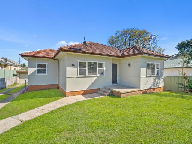 21 Trenton Road, Guildford