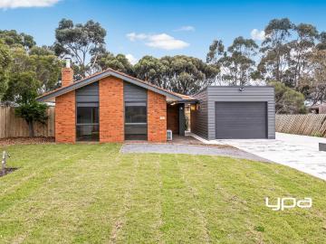 21 Turnberry Dr, Sunbury