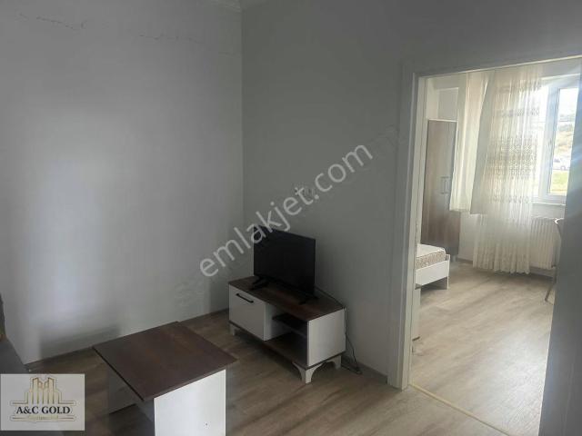 2+1 Üniversite Yürüme Mesafesi Eşyalı Daire Isınma Aidat İçinde