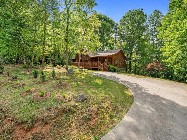 21 W Ridge Drive
