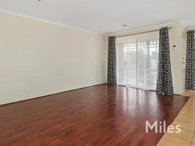 21 Waterlily Drive, Epping
