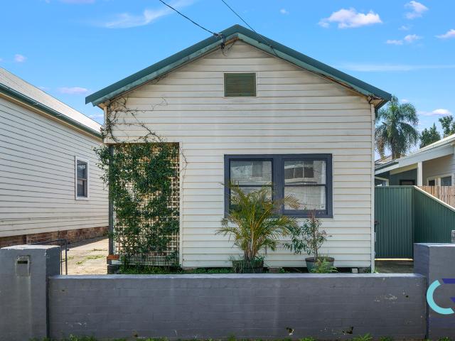 21 Wentworth Street, Tempe NSW 2044 House For Rent | Domain