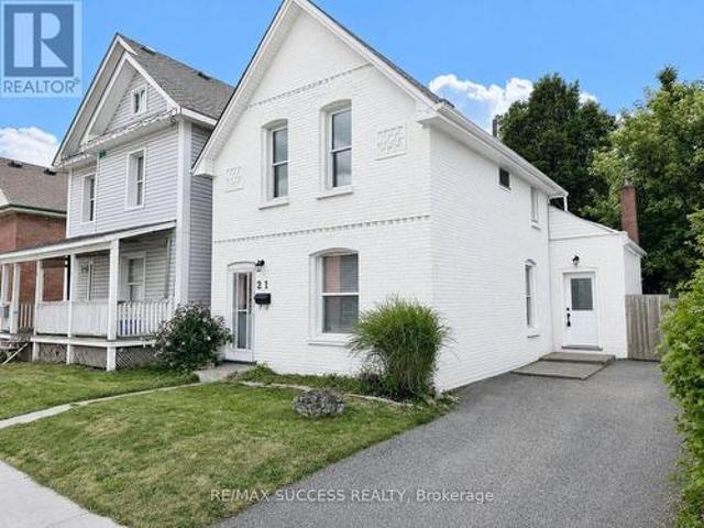 21 Webling Street, Brantford, ON, N3S 2S8 house for sale | Listing ID X13706 | Royal LePage