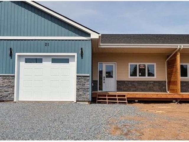 21 White Pine, Hampton, NB, E5N 0P3 house for sale | Listing ID NB140427 | Royal LePage