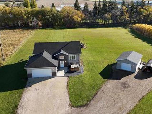 21 Willow Bay, Newton, MB, R0H 0X0 house for sale | Listing ID 202605 | Royal LePage