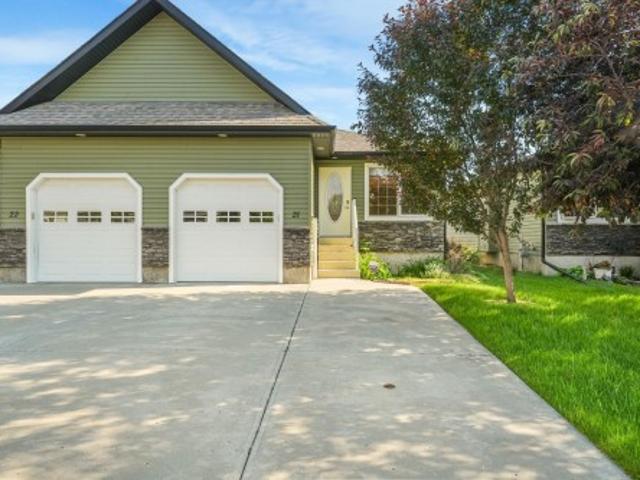 21 Willow Wood Court, Stony Plain, AB, T7Z 0E4 duplex for sale | Listing ID E4498 | Royal LePage