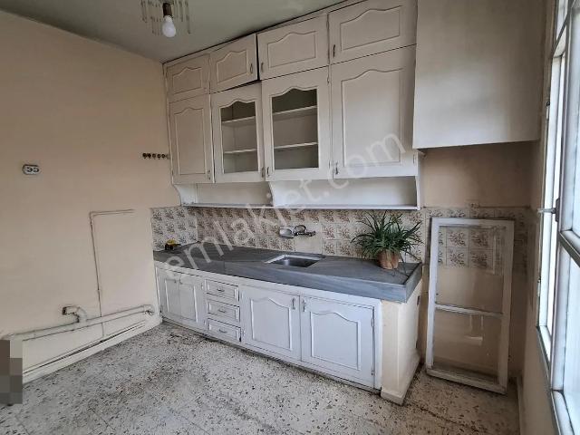 2+1 Yeşilyurtta Müstakil Kiralık 2 Katlı 2 Katı 13000 Tl.