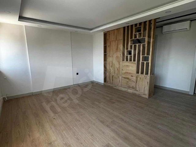 2+1 YENİ EBEVİEN BANYOLU GENİŞ DAİRE