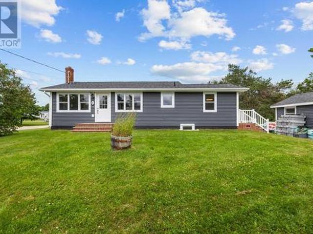 21 Yeo Crescent, Montague, PE, C0A 1R0 house for sale | Listing ID 202616 | Royal LePage