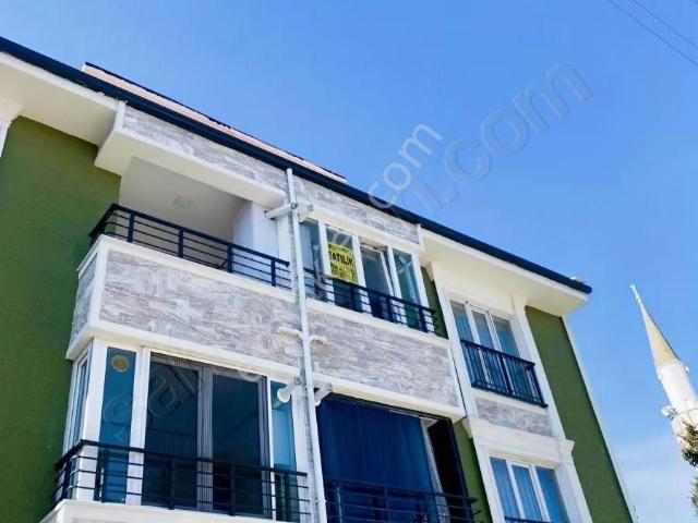 2+1 Açık Mutfaklı Hazır İçinde Kiracısı Olan Satılık Daire