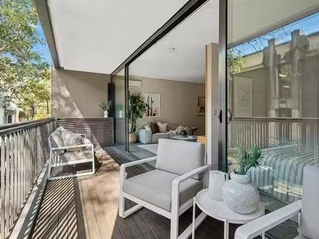 2/1 Adelaide Street, Surry Hills, NSW 2010