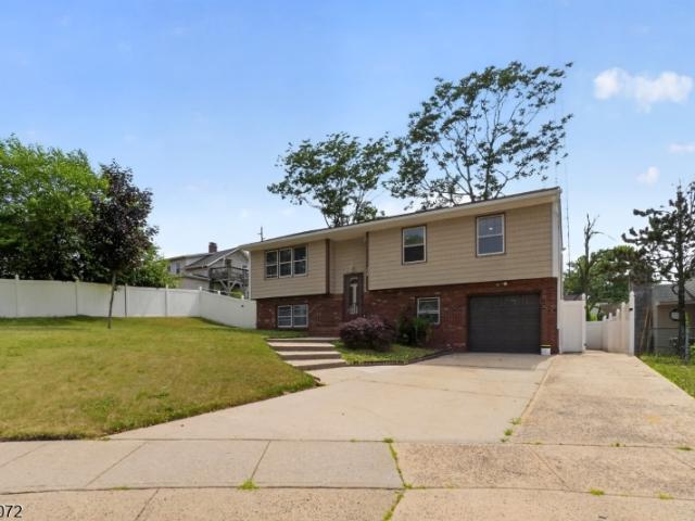 21 Ash Rd