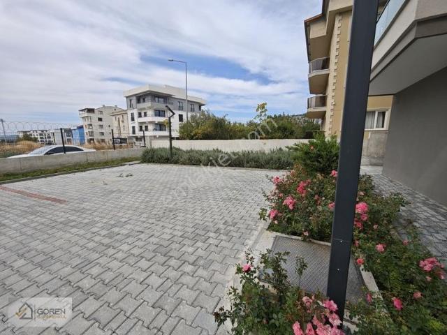 2+1 Ara Kat Karnur Site İçi 2 Balkonlu