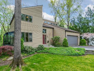 21 Bainbridge Street, Princeton, US, NJ