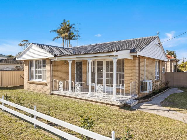 21 Barrack Avenue, Barrack Heights, NSW 2528 House for Rent Ray White South Wollongong