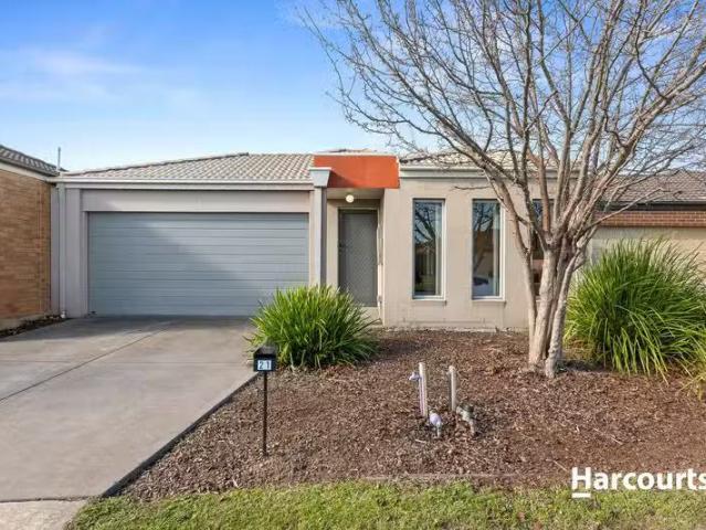 21 Bavaria Lane, Pakenham, VIC 3810 House for Rent