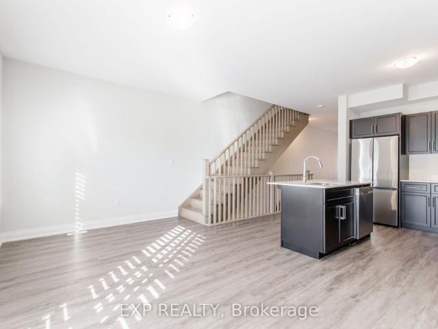 21 Bayberry Lane, Hamilton