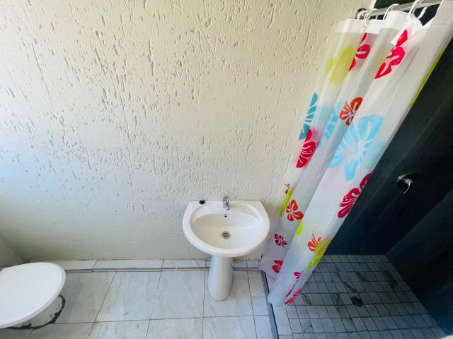 21 Bedroom House For Sale in Rensburg