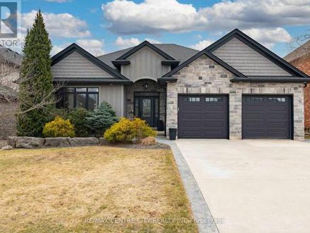 21 Belmont Avenue, Tillsonburg, ON, N4G 5V9 house for sale | Listing ID X13062 | Royal LePage