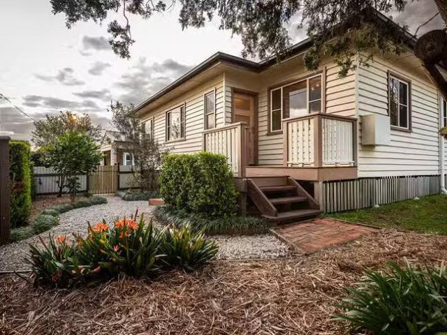 21 Boland Street, North Toowoomba, QLD 4350