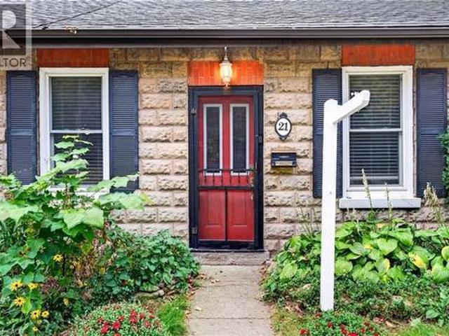 21 Brock Street N, Dundas, ON, L9H 3A6 house for sale | Listing ID 40865 | Royal LePage