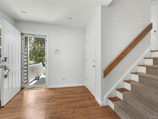 21 Brookridge Court
