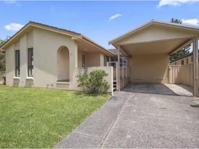 21 Bushlands Avenue, Killarney Vale House for rent Listed by.