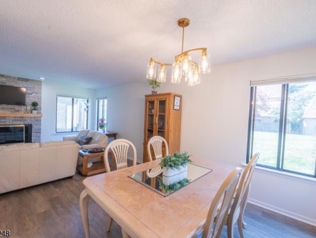 21 Carriage Pl