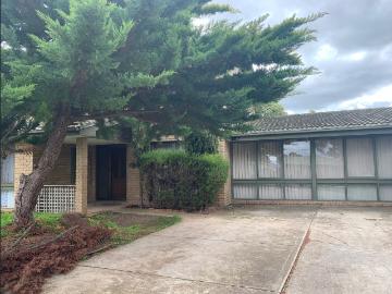 21 Chelmsford Way, Melton West VIC 3337 House For Rent | Domain