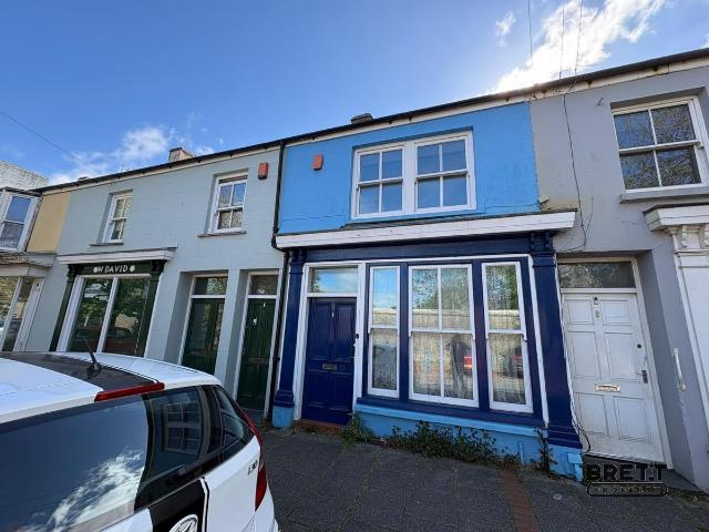 21 Commercial Row, Pembroke Dock, Pembrokeshire. SA72, 2 bed terraced house to rent, £795 pcm | PrimeLocation
