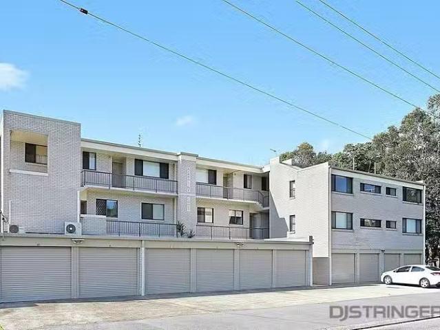 2/1 Coolangatta Road, Coolangatta, QLD 4225