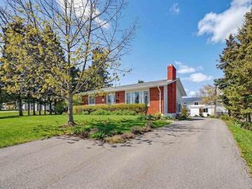 21 Cottonwood Drive, Charlottetown, PE, C1E 1C1 house for sale | Listing ID 202605 | Royal LePage